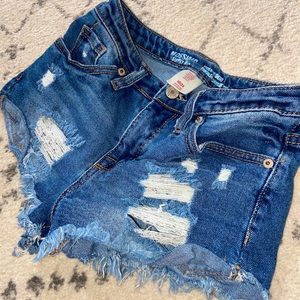 Target Mossimo Jean Shorts Cheeky Size XS 00/24